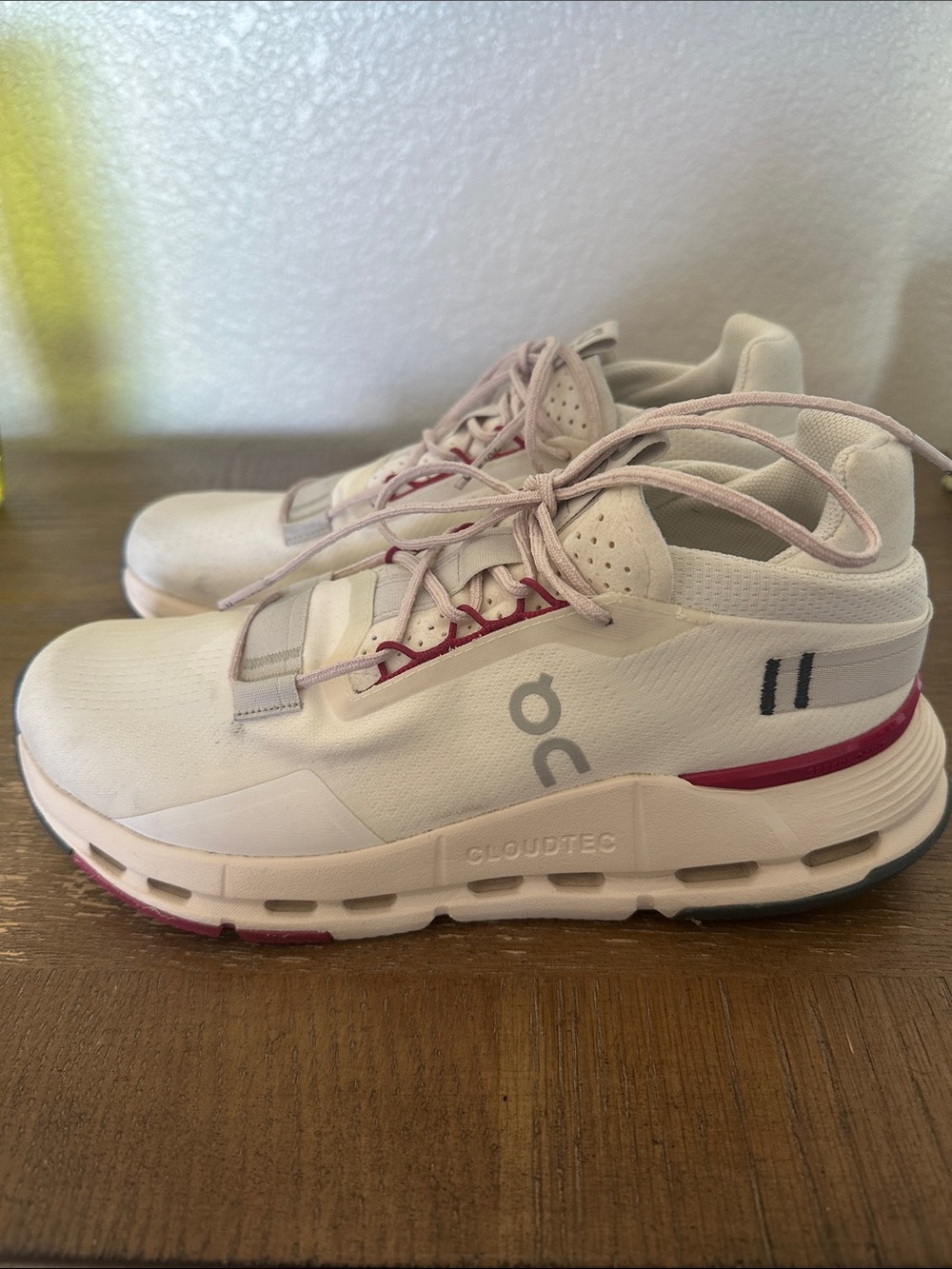 On CloudTec Running Shoes 👟 🏃‍♀️ - Picture 4 of 4